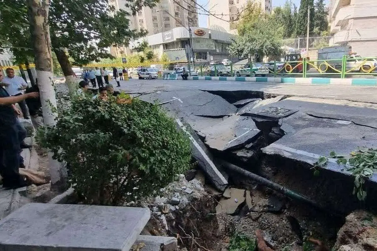 تهران در آستانه فروپاشی خاموش