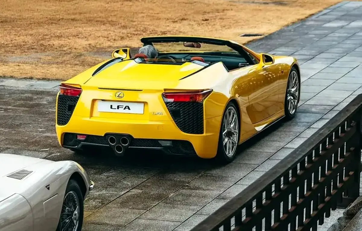 تصاویر؛ گوهری نایاب در دنیای سوپرکارها: لکسس LFA اسپایدر