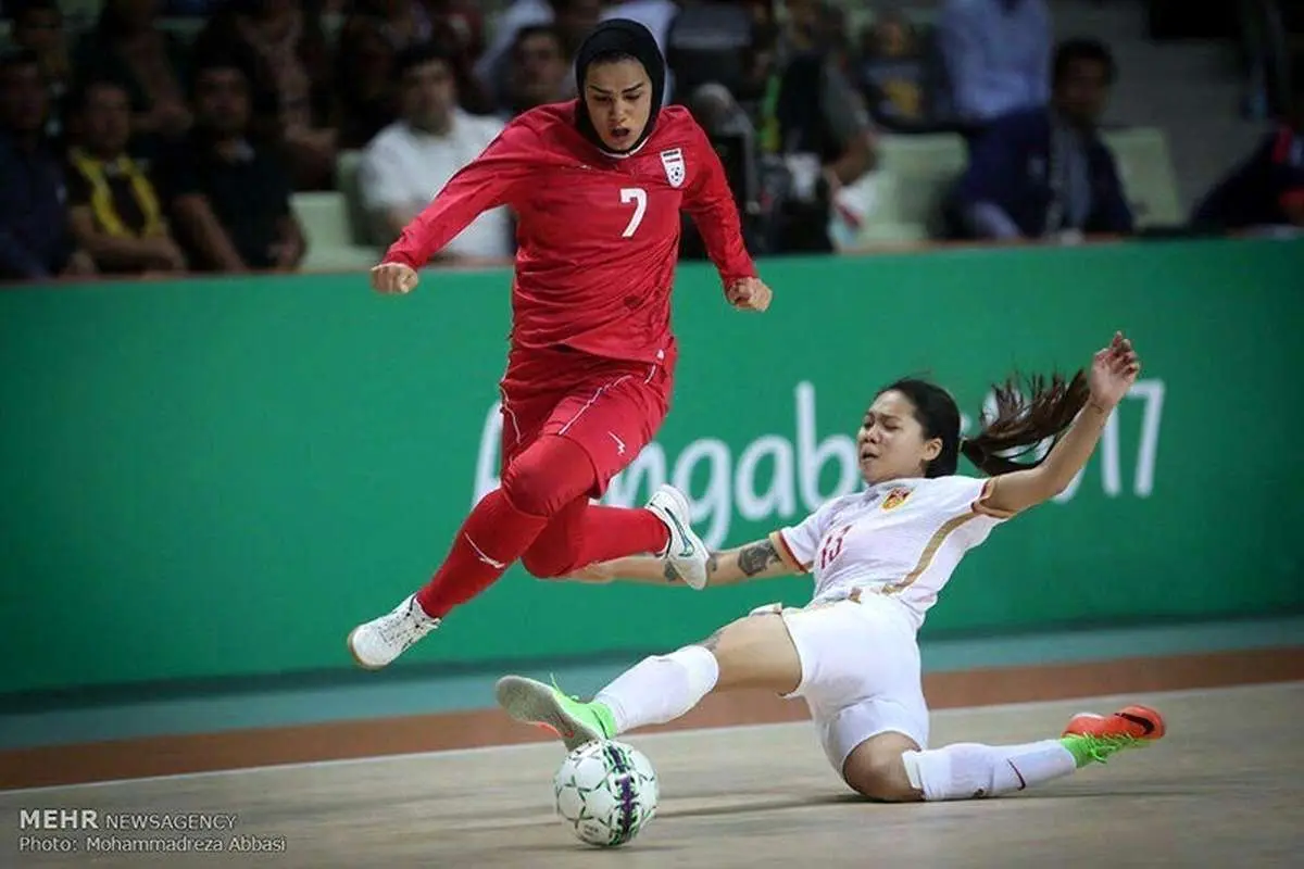 ببینید؛ اشک ستاره فوتسال ایران درآمد