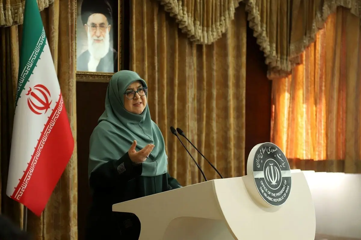 مهاجرانی: محرم‌تر از مردم نداریم، همه موظفیم درباره حادثه بندر شهید رجایی واقعیت را به مردم بگوییم