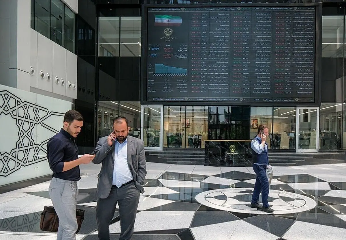 عقب‌گرد بورس به آخر فروردین؛ ۴ هزار میلیارد تومان پول از بورس فرار کرد