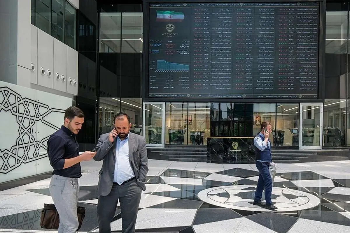 عقبگرد بورس به آخر فروردین؛ ۴ هزار میلیارد تومان پول از بورس فرار کرد