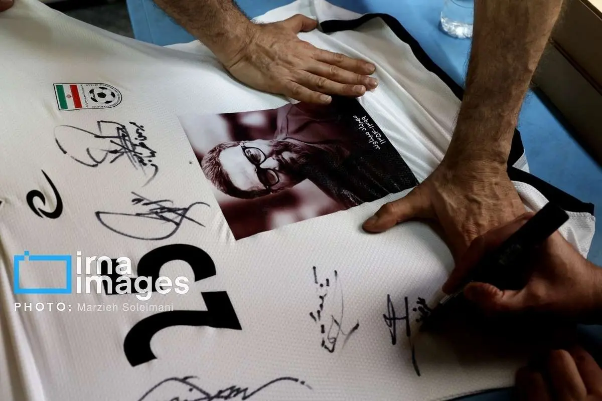 تصاویر؛ دیدار «ستارگان دهه ۶۰» و «پلیس راهور»