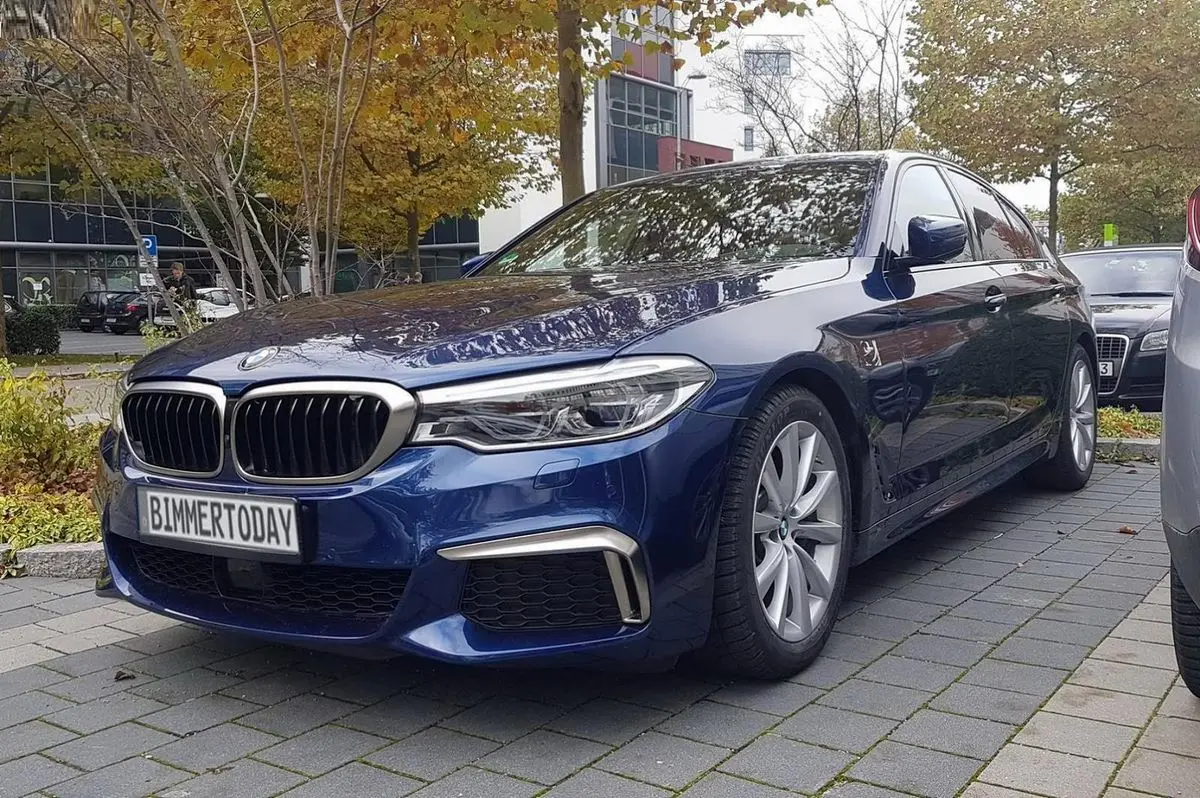 ببینید؛ فرار راننده BMW بعد از تصادف هولناک با سمند