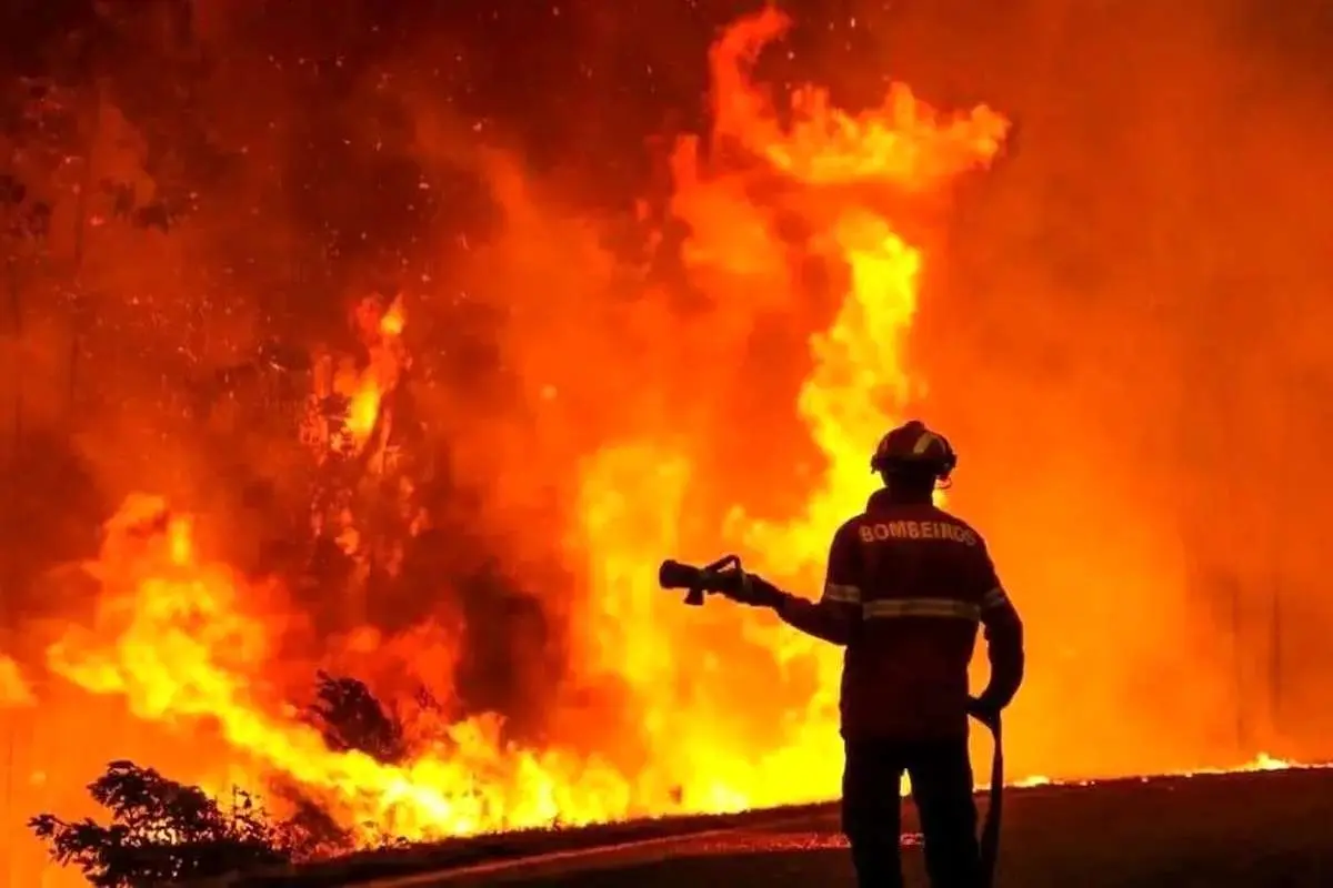 آتش‌سوزی در شهرک محمود آباد قم؛ علت انفجار چه بود؟