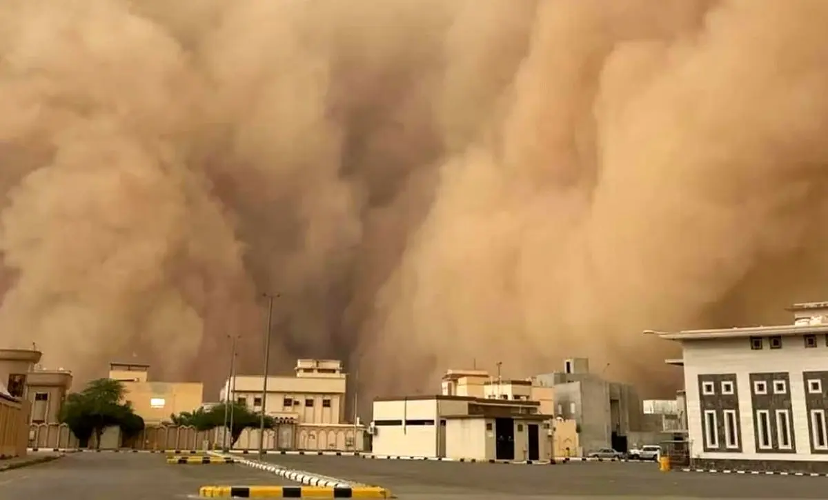 ببینید؛ طوفان گرد و غبار شدید قصیم عربستان را درنوردید