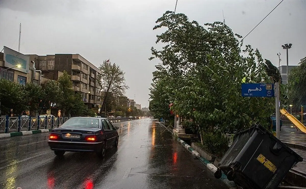 رگبار همراه با وزش باد شدید ۲۳ استان را فرا می‌گیرد