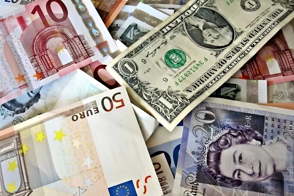 پول‌های بلوکه‌شدۀ ایران چقدر است؟ ۱۰، ۳۰ یا ۱۰۰ میلیارد دلار؟