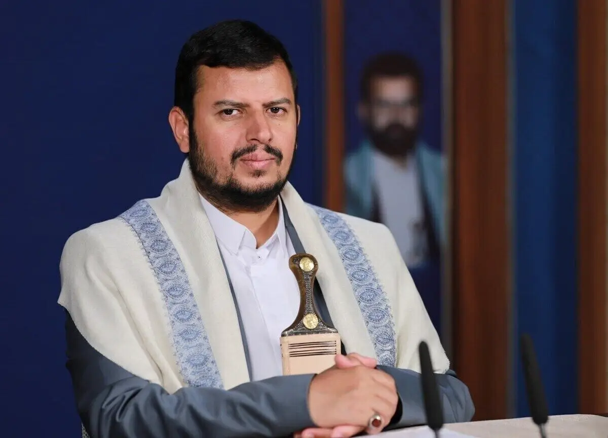 رهبر انصارالله: تجاوز آمریکا علیه یمن در حمایت از اسرائیل است