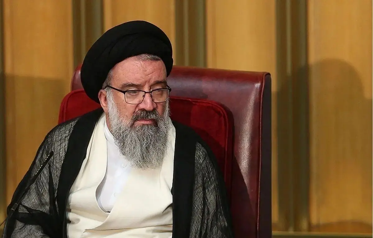احمد خاتمی: بازی با ایران و جمهوری اسلامی بازی با دم شیر است
