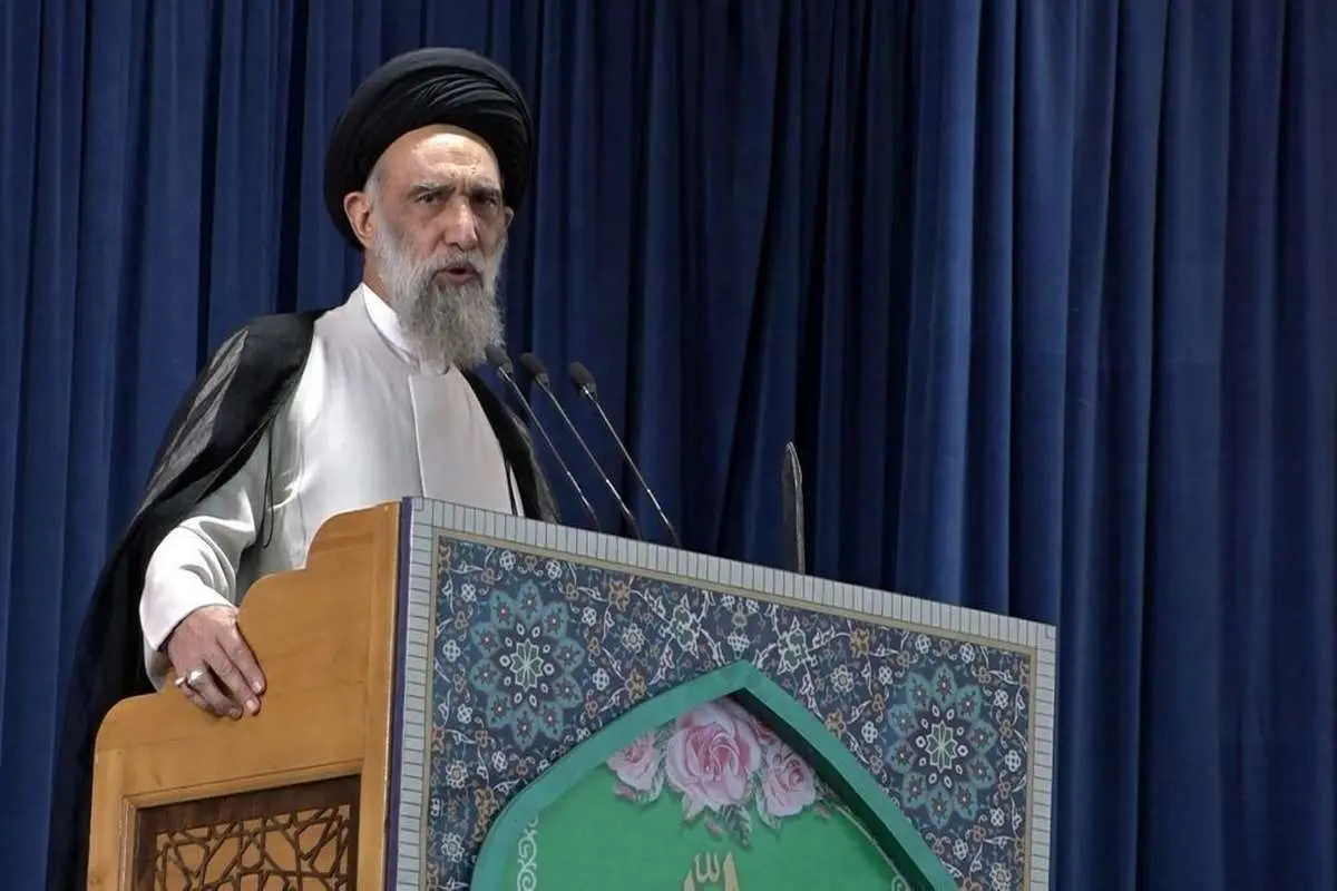 امام جمعه اصفهان همچنان مخالف مذاکرات: مذاکره معنایی ندارد