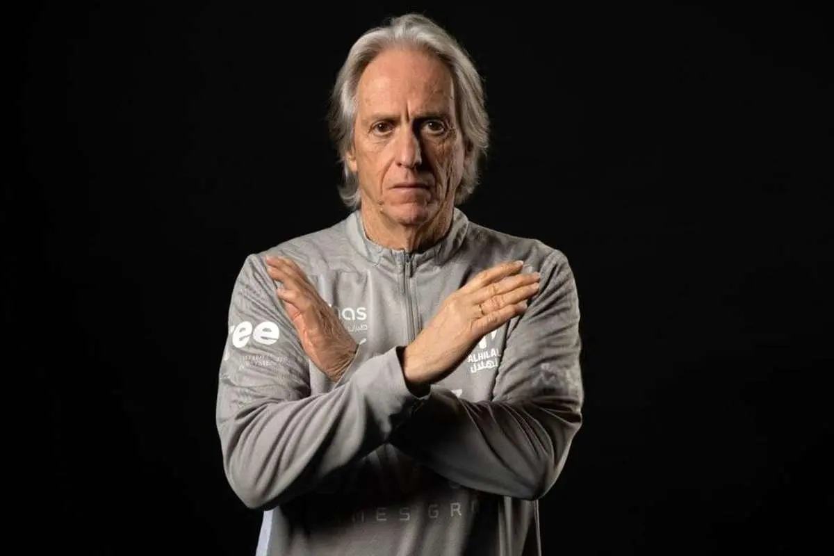 سرمربی الهلال عربستان اخراج شد
