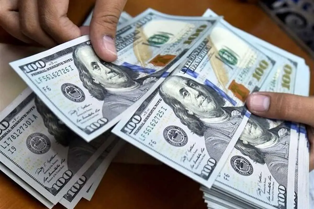 خوش‌بینی و بدبینی بازار دلار؛ پیش بینی تحلیلگران از آینده بازار
