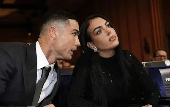 تصویر؛ رونالدو و جورجینا بالاخره ازدواج کردند و حلقه انداختند!