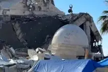 پخش اذان در دل ویرانی