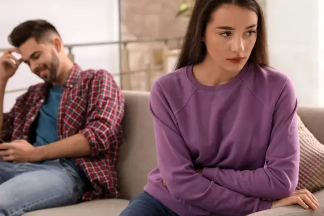 چرا نشانه‌های خطر در روابط ناسالم نادیده گرفته می‌شوند؟