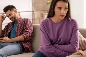 چرا نشانه‌های خطر در روابط ناسالم نادیده گرفته می‌شوند؟