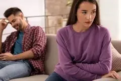 چرا نشانه‌های خطر در روابط ناسالم نادیده گرفته می‌شوند؟