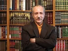 حافظ عارف نیست