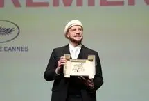غافلگیری اشکبار جان تراولتا در کن