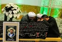 نوشته روی عکس تابوت پسر کاظم صدیقی جلب توجه کرد