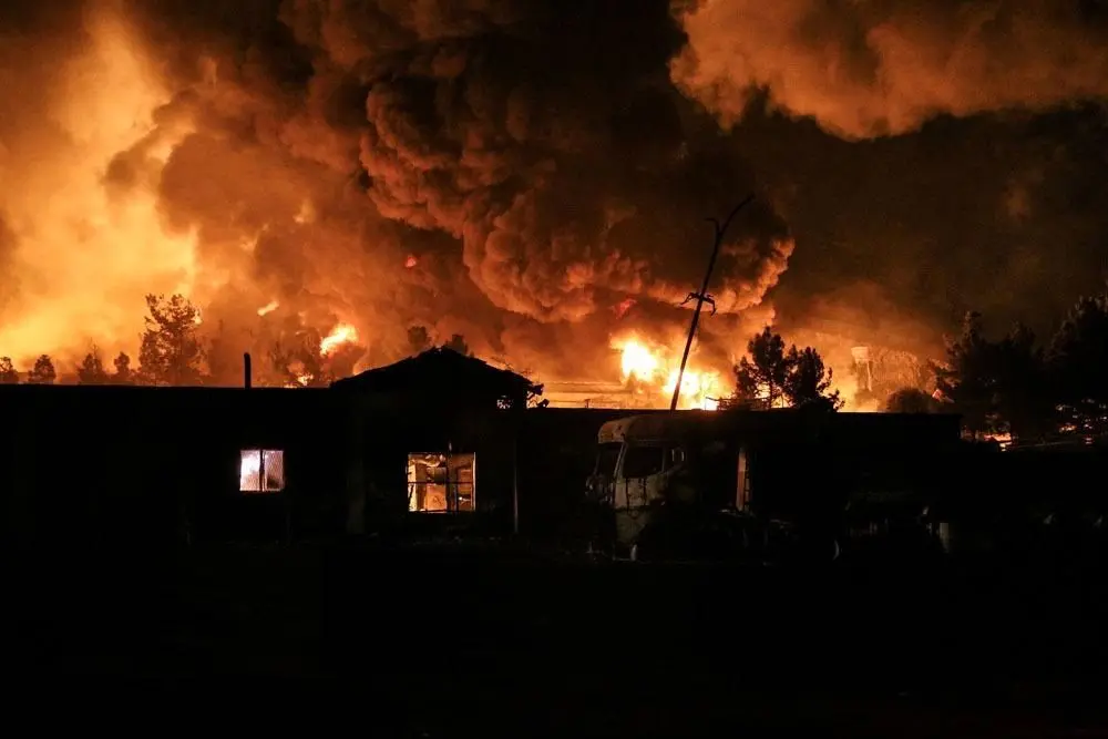 شانس تهران در دل آتش؛ ناپایداری جوی مانع فاجعه‌ای بدتر از لندن شد