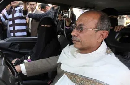عکس> جنجال دختر دانشجوی یمنی