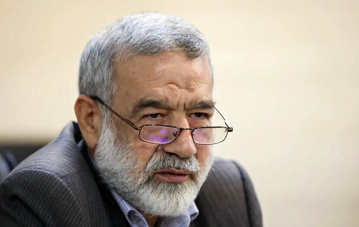 پزشکیان با تهدید به استعفا جلوی ابلاغ قانون حجاب را گرفت