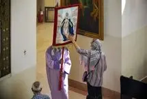 تصاویر؛ بزرگداشت عروج حضرت مریم(س) و عید تبرک انگور