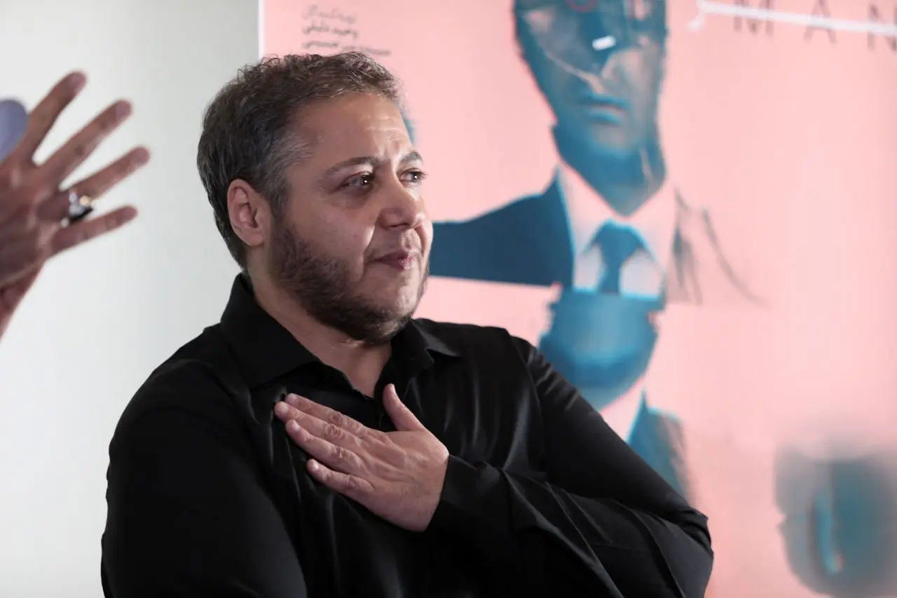 مراسم خاکسپاری گربه خانگی مازیار لرستانی