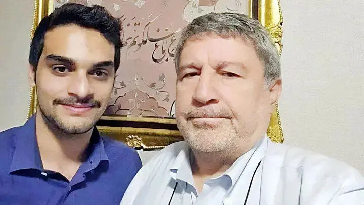 قبول کنید جوگیر شده‌اید؛ چهره این مشاور اصلا شبیه نسل Z نیست! 

