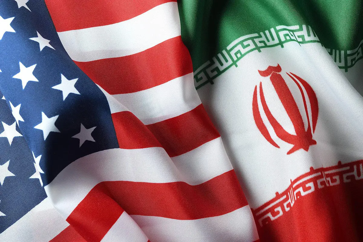 رویترز: ایران زیر فشار حملات مذاکره نمی‌کند