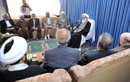 عکس> اعضاء موتلفه در دیدار با مراجع