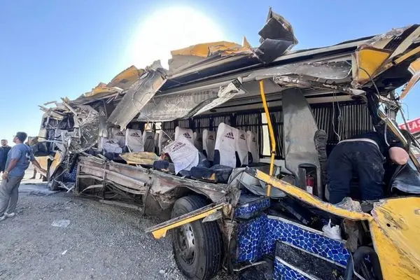 تصاویر؛ حادثه مرگبار تصادف اتوبوس دانشجویان سمنانی