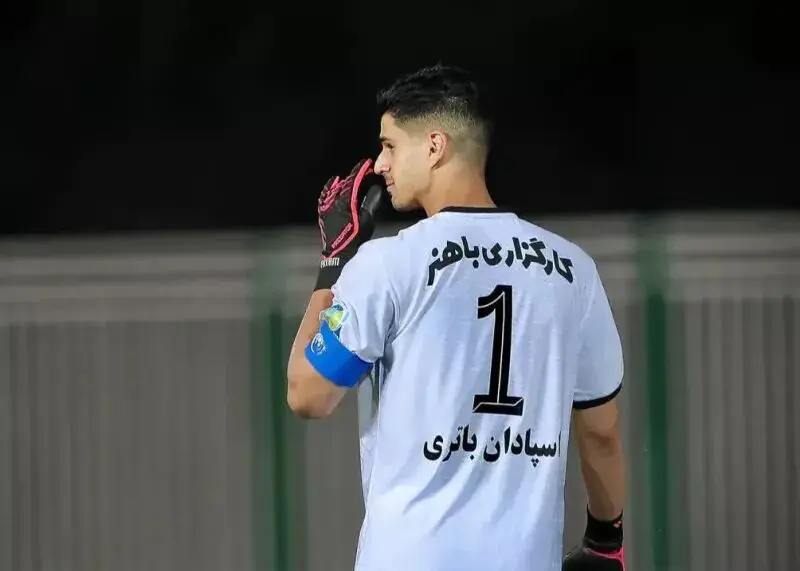 تصویر؛ پیام با دستکش‌های قرمز در تمرین تیم ملی