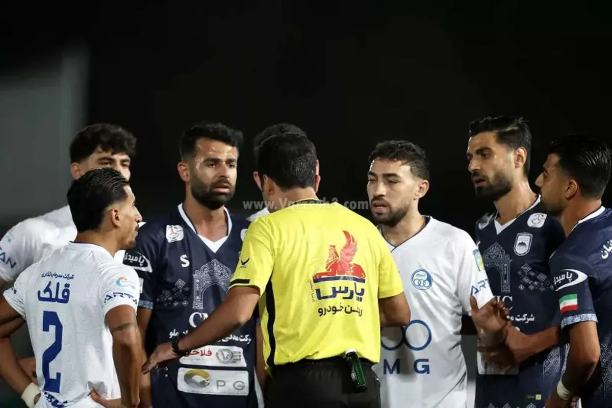 اعتراض شدید چادرملو به داوری بازی با استقلال به همراه مدرک