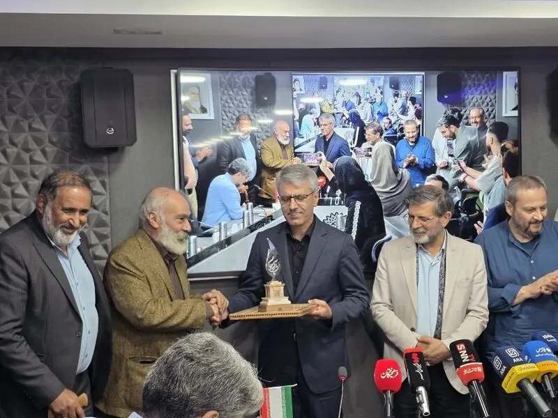 اسماعیل بقایی