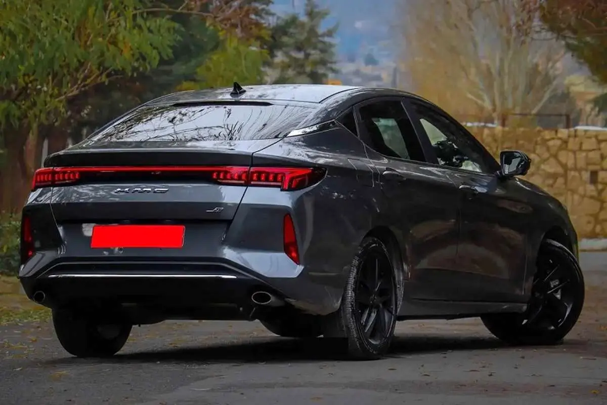 پیش‌فروش کی‌ام‌سی J7 با 1.1 میلیارد آغاز شد