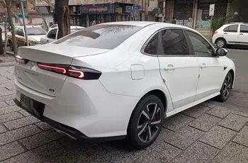 مقایسه تارا توربو و ریسپکت 2 نیوفیس؛ کدام سدان ارزش خرید بیشتری دارد؟