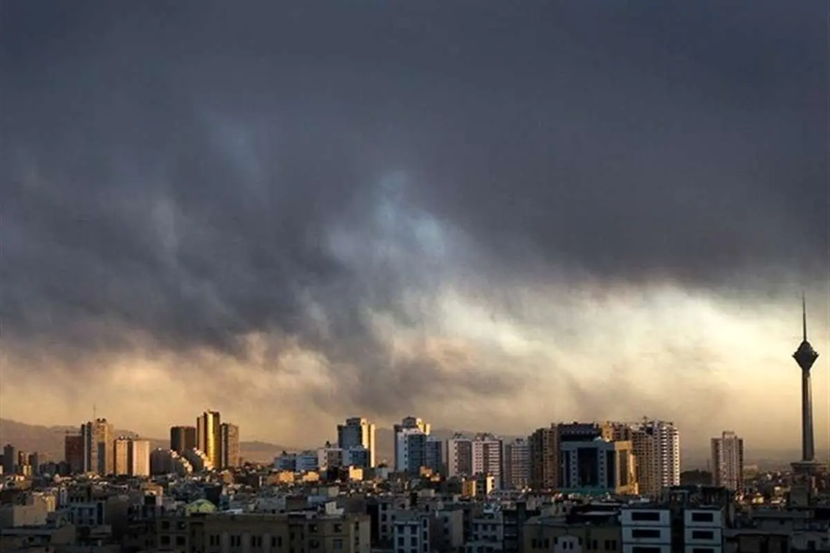 هوای تهران گرم‌تر می‌شود؛ احتمال وقوع گرد وخاک و توفان تندری