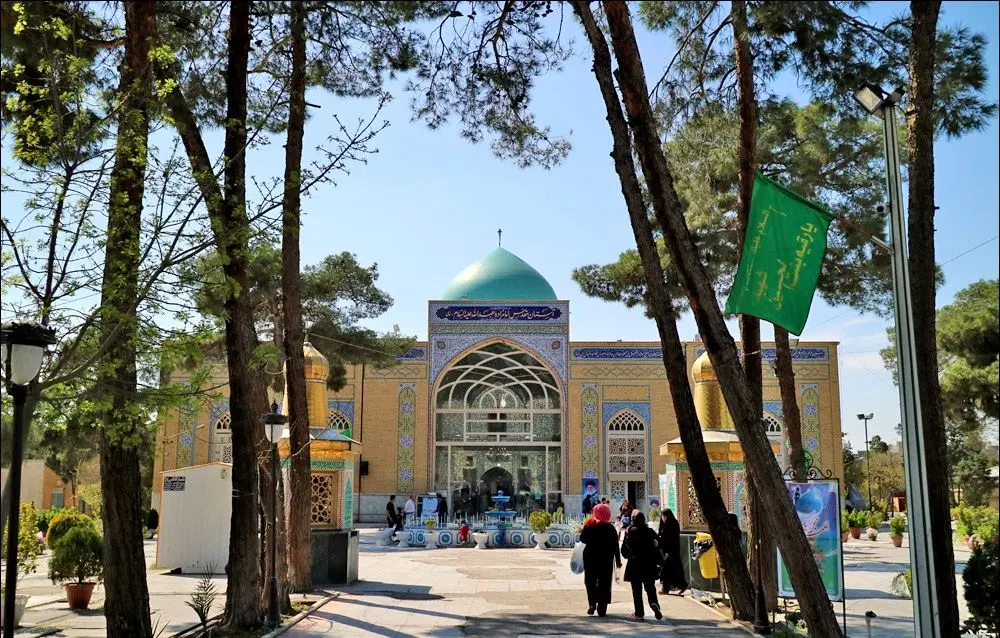 حفاری دوباره در امام‌زاده عبدالله شهر ری / آیا در امام‌زاده‌ها گنج وجود دارد؟