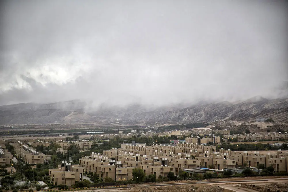 فرمانداری جم: تخلیه مناطق مسکونی صحت ندارد