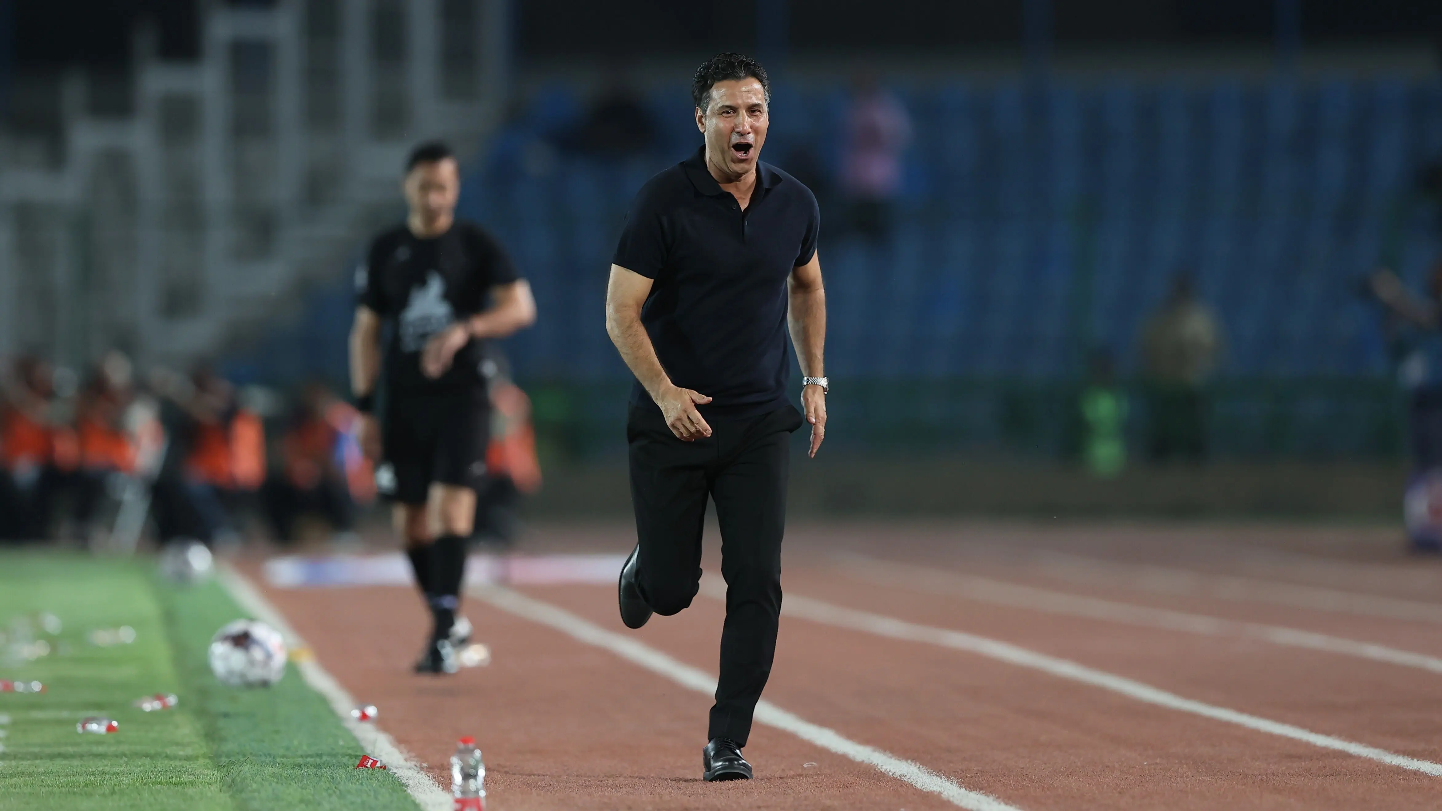 سرمربی پرسپولیس در پوست «یوسین بولت»! 
