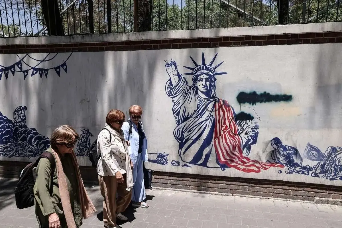 جزئیات توافق ایران و آمریکا: آخرین خبرها از واکنش‎ها به توافق، تنگه هرمز و بندهای توافق  