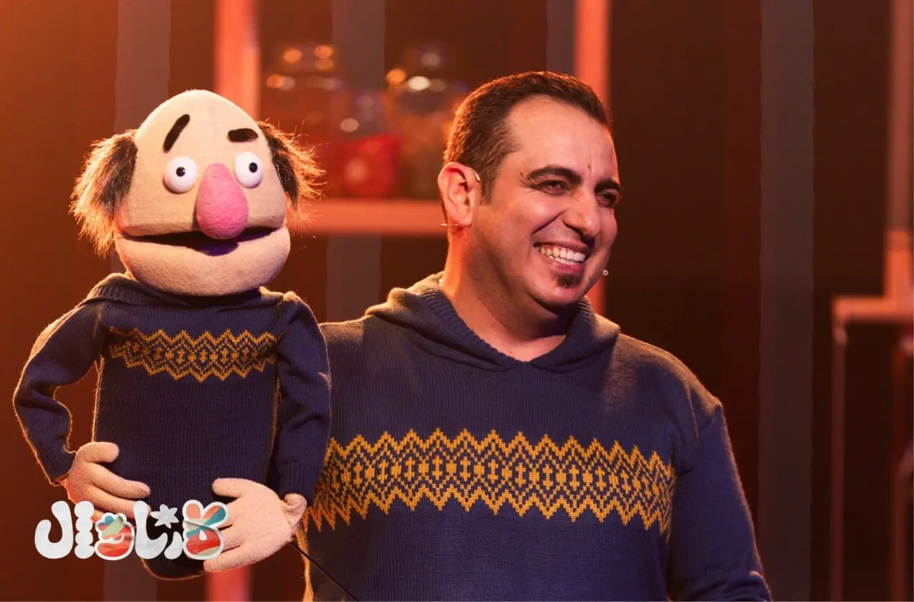 پشت صحنه عروسک‌گردانی محمد لقمانیان در کارناوال رامبد جوان