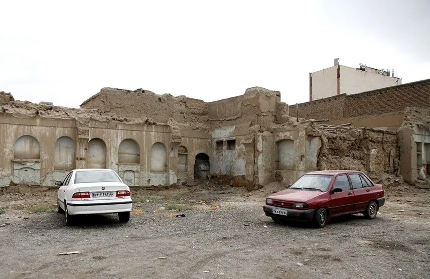 بازگشت الگوی احمدی‌نژاد؟/ خانه‌های تاریخی تهران زیر بولدوزر مدیریت شهری
