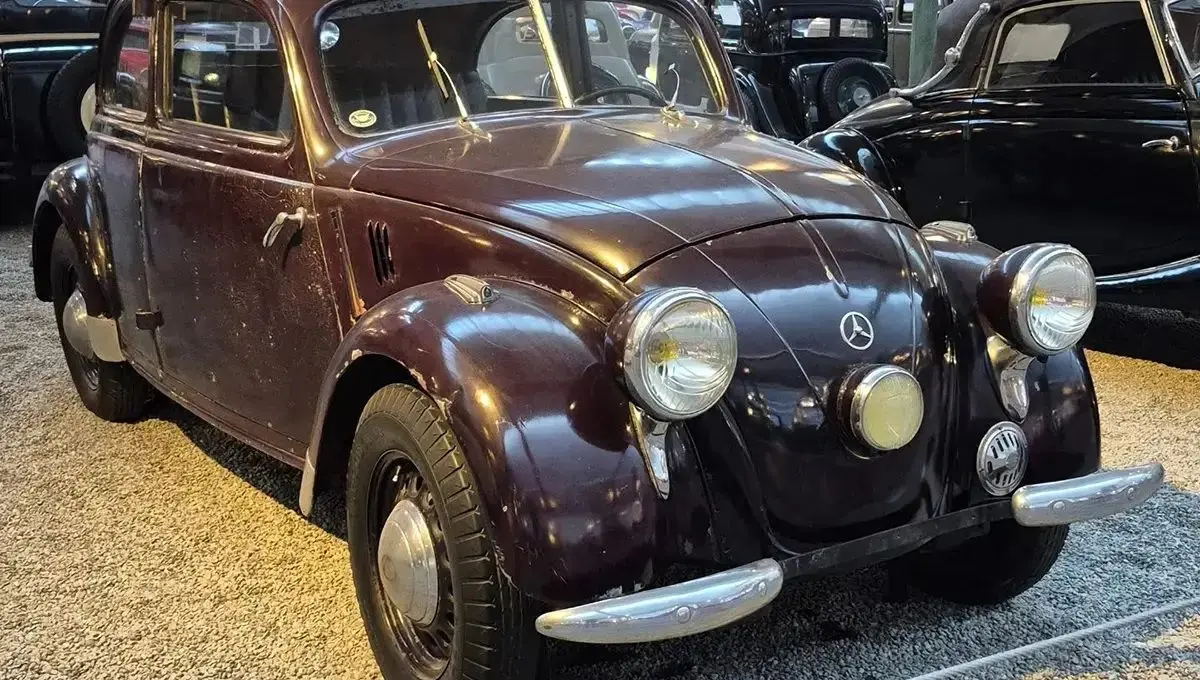 شباهت عجیب مرسدس بنز ۱۷۰ H و فولکس واگن بیتل؛ آیا پای کپی در میان است؟