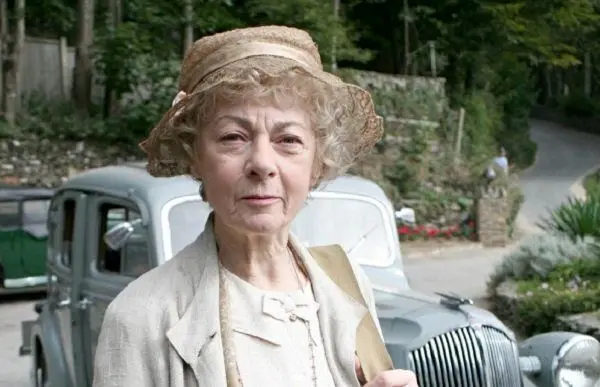 پخش سریال جنایی «خانم مارپل» از امشب 