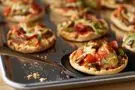 طرز تهیه یک لقمه خوشمزه و مقوی را برای تغذیه مدرسه دانش‌آموزان