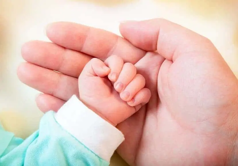 تولد نوزاد ایرانی در راهپیمایی اربعین